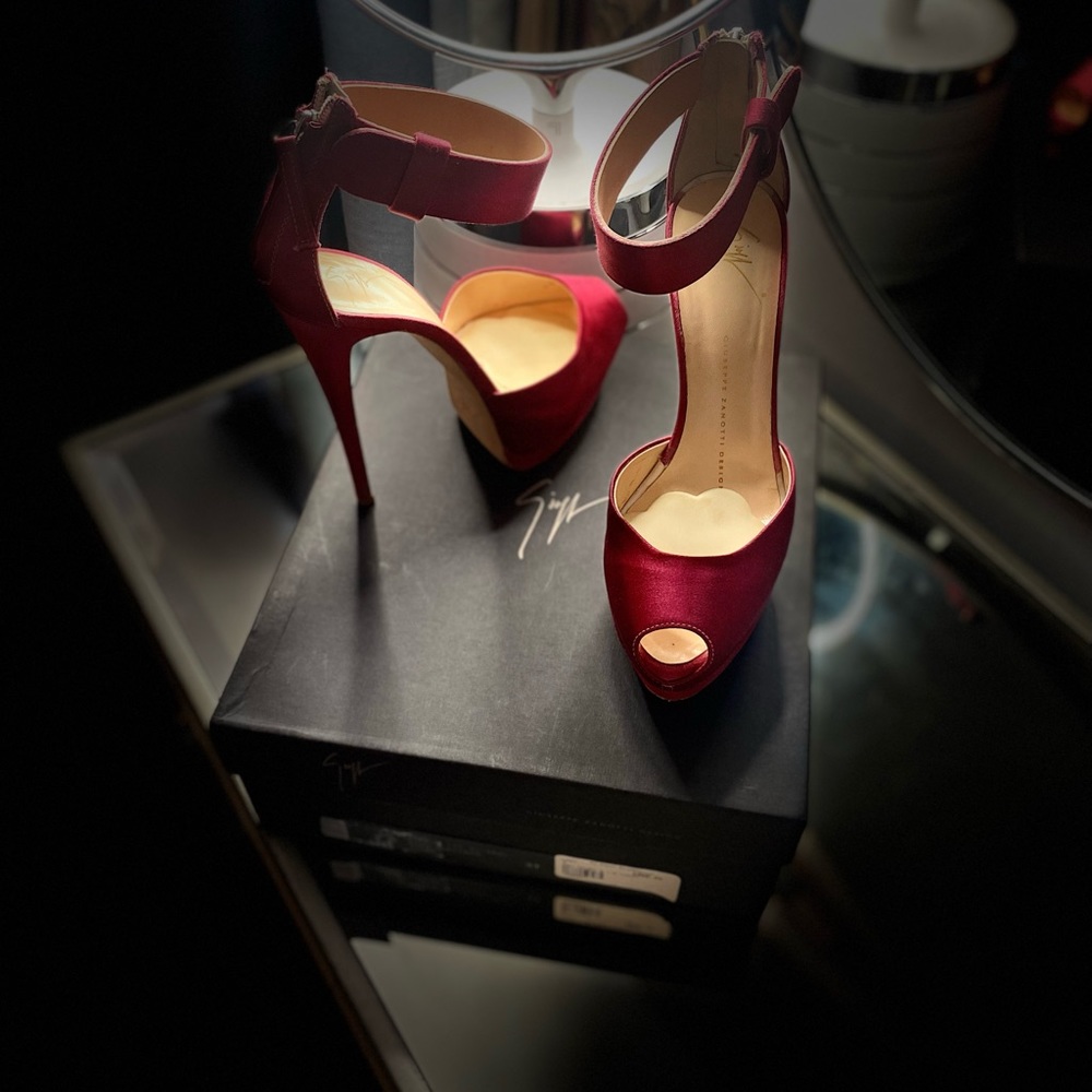 Giuseppe Zanotti heels